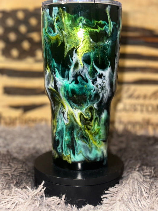 #26 30oz twisted LINDA