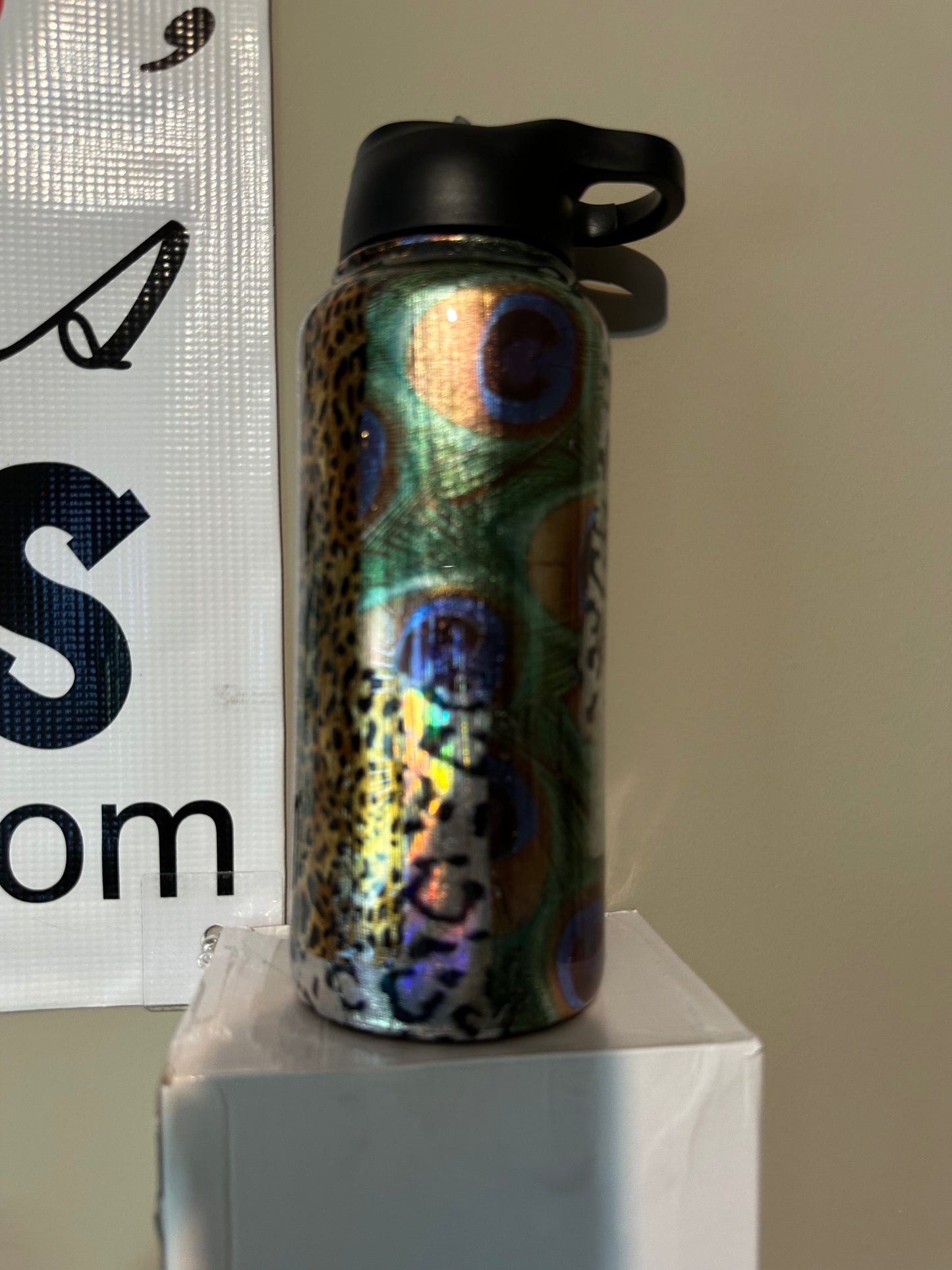 #117 32oz hydro MAKENZIE